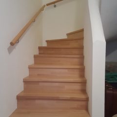 Treppe Beton mit Holz
